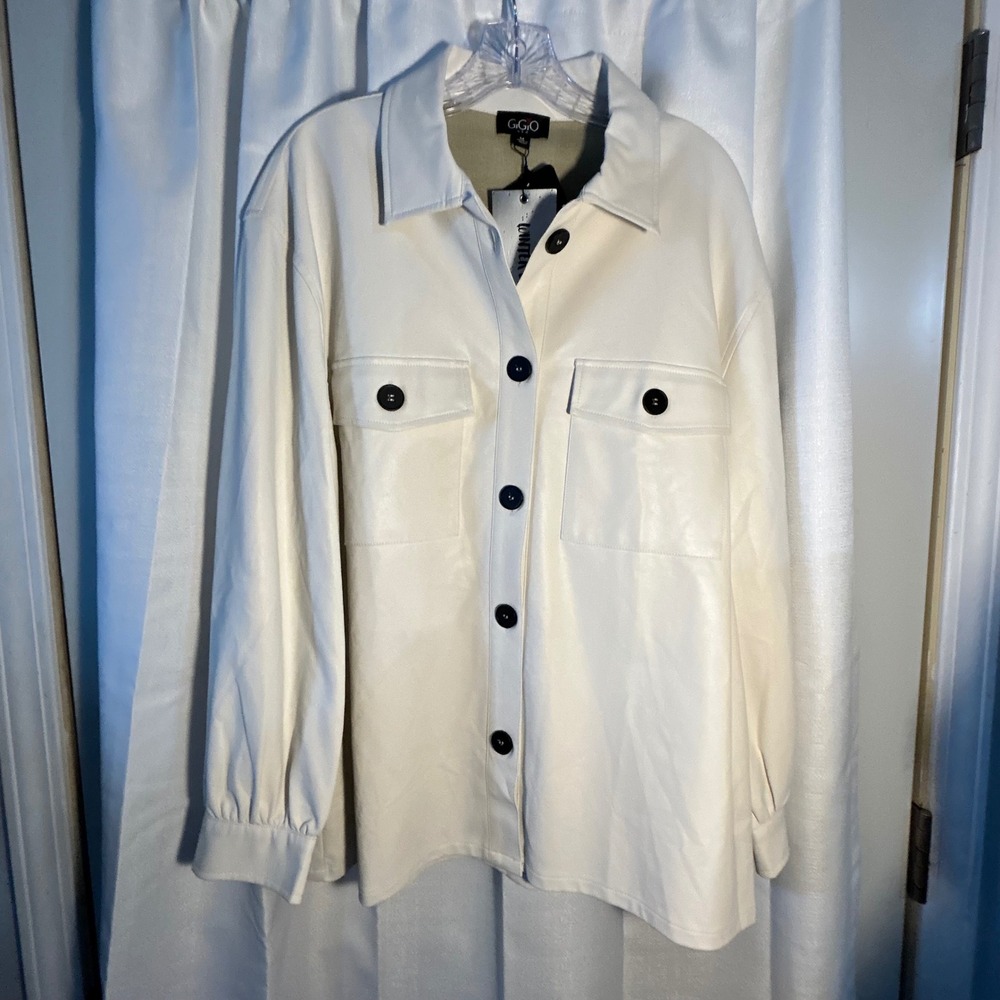 GIOI Cream Faux Leather Oversized NWT Shacket Shirt Jacket Women M Button Up